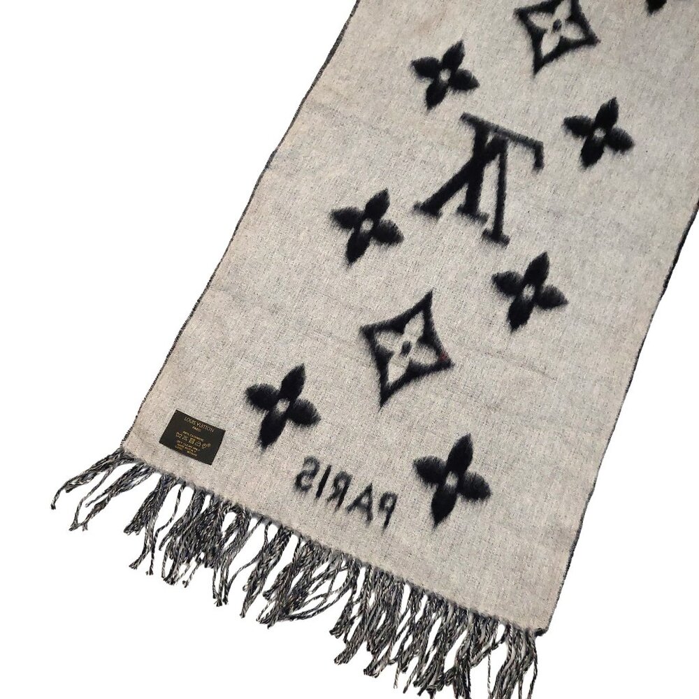 LOUIS VUITTON LV Reykjavik Black & Grey Reversible Scarf - Picture 9 of 13